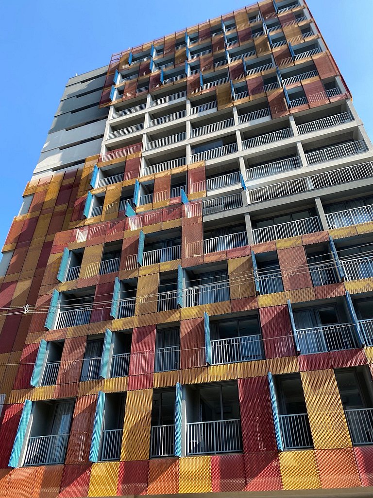 Design & Comfort near Imarés Avenue