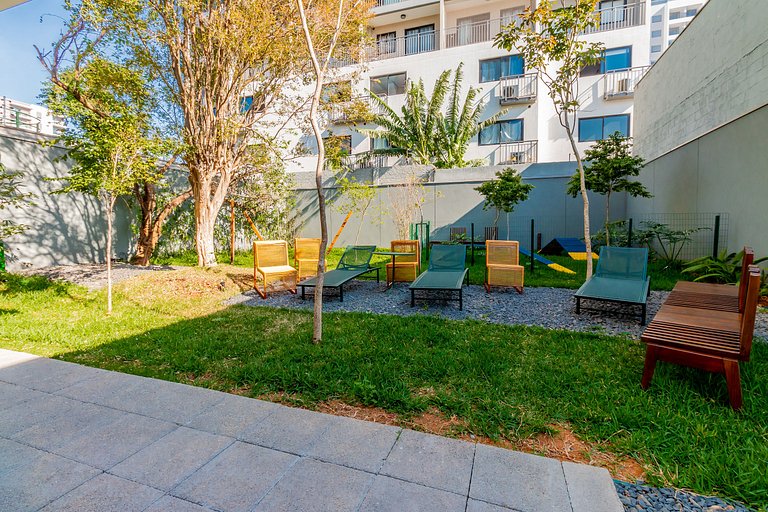 Studio in Moema | Next to Subway and Shopping Mall