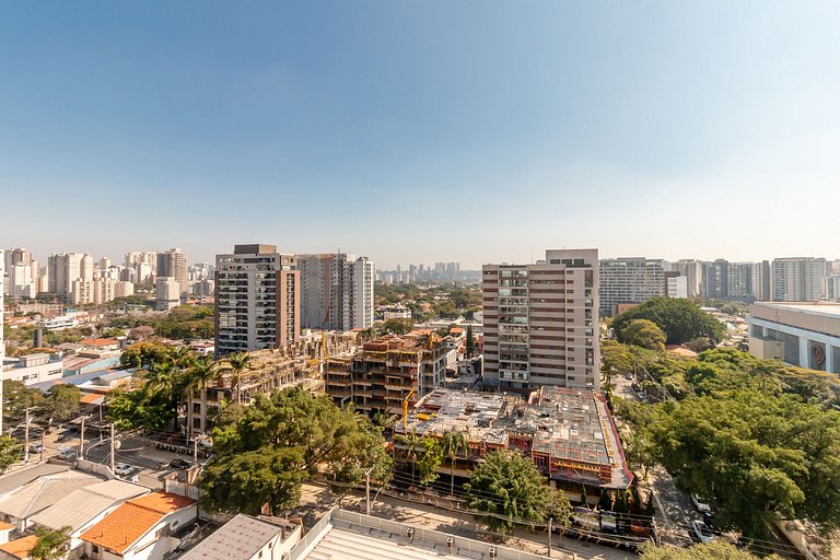 13ª andar Moema: Metrô, Shopping e Conforto
