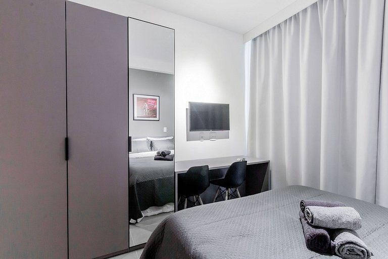 Studio in Moema | Next to Subway and Shopping Mall