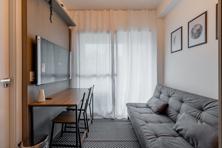 Studio in Itaim with rooftop access, close to Ibirapuera Par