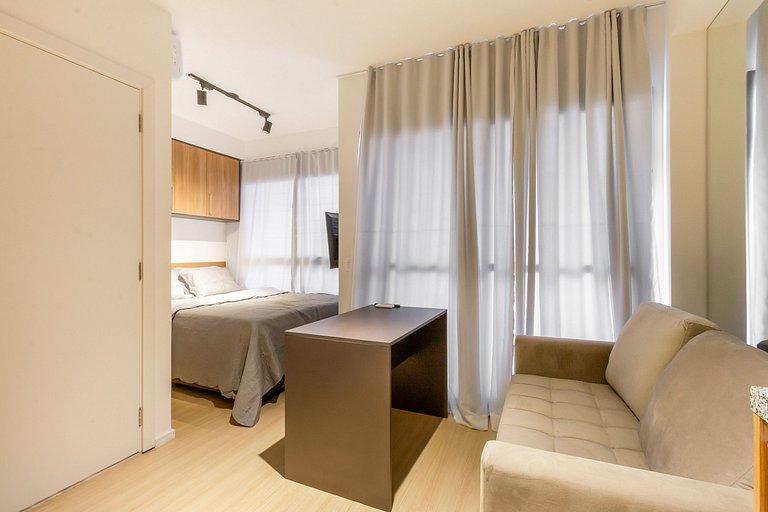 Complete studio next to Faria Lima