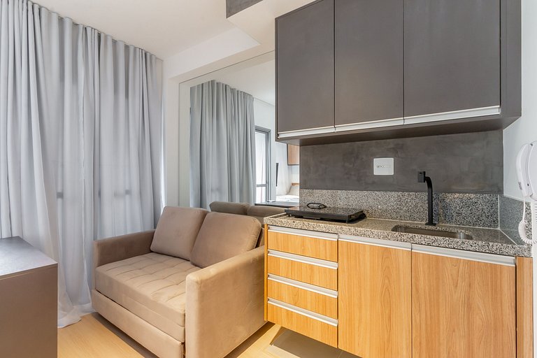 Complete studio next to Faria Lima