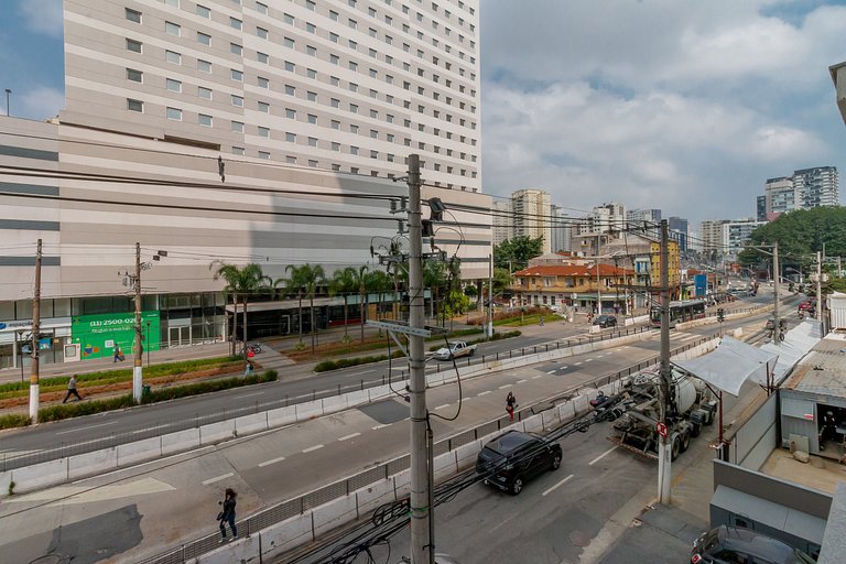 Complete studio next to Faria Lima
