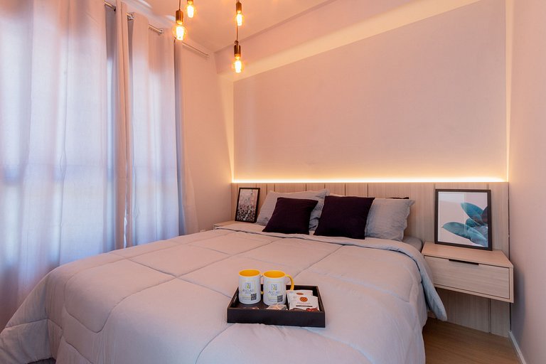 Moderno e espaçoso, ao lado do metrô