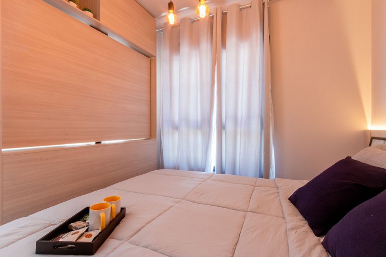 Moderno e espaçoso, ao lado do metrô