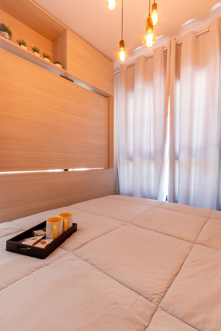 Moderno e espaçoso, ao lado do metrô