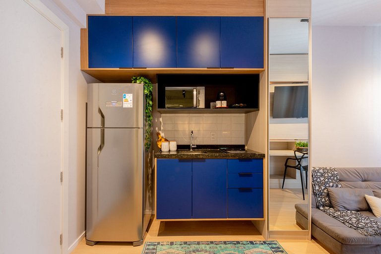 Moderno e espaçoso, ao lado do metrô