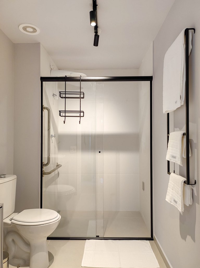 Studio near the metro and Allianz Park