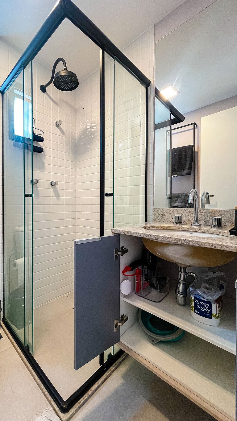 Dormitorio y plaza de estacionamiento en Jardins