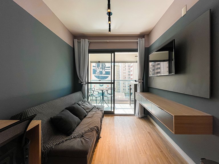 Bedroom and parking available in Jardins