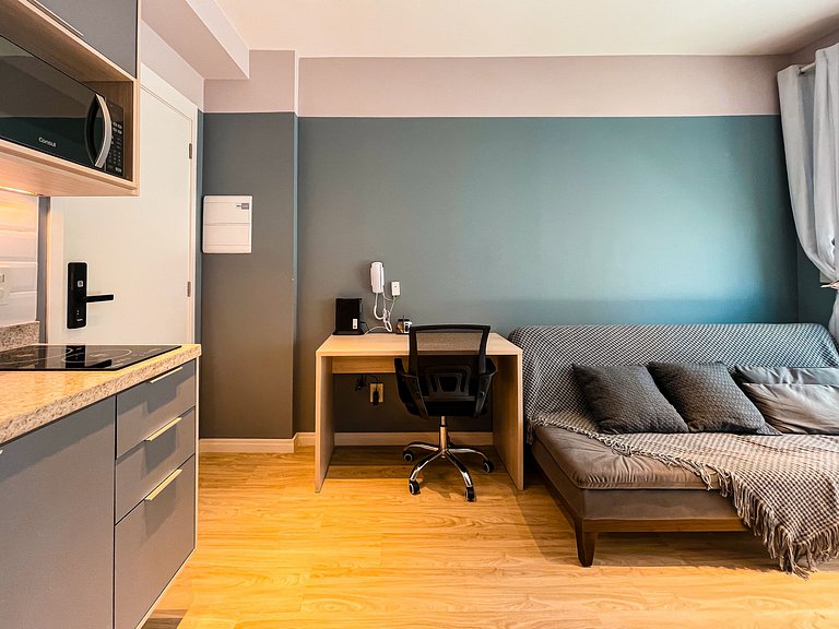 Bedroom and parking available in Jardins