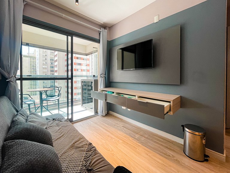 Bedroom and parking available in Jardins