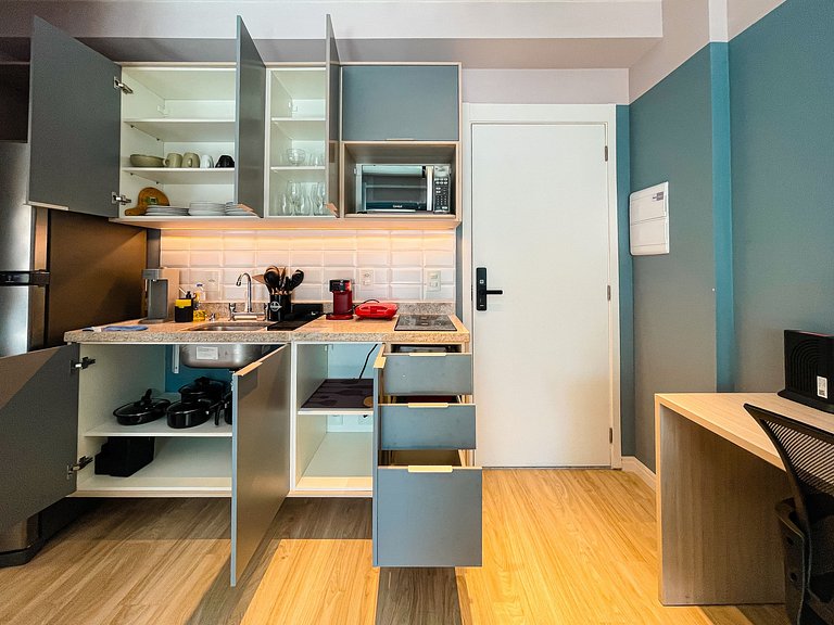 Bedroom and parking available in Jardins