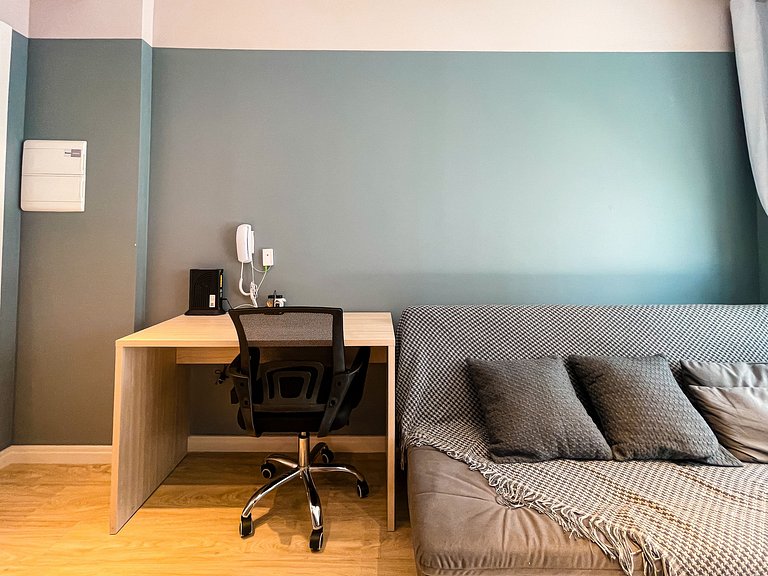 Bedroom and parking available in Jardins