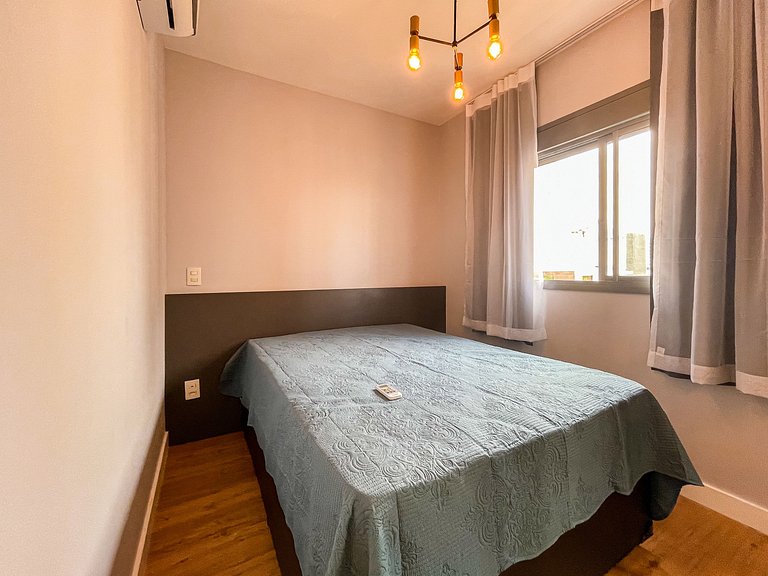 14ª andar,  com piscina e garagem na Brigadeiro