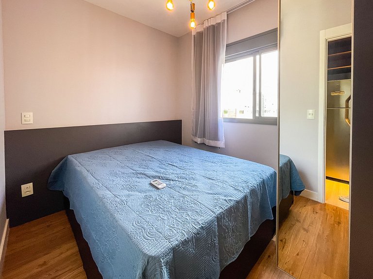 14º piso, con piscina y cochera en Brigadeiro
