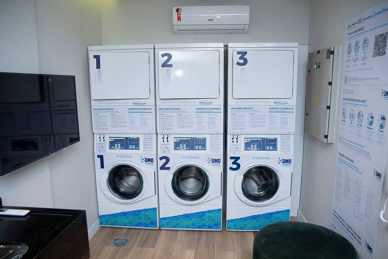 Garagem e piscina nos Jardins Paulistas