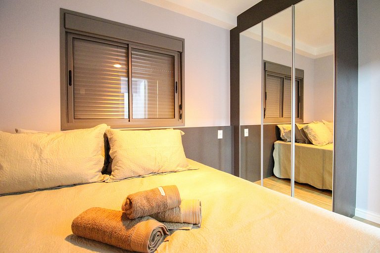 Studio with pool and parking, near Paulista