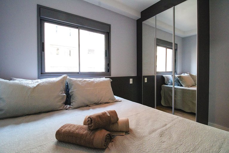 Studio with pool and parking, near Paulista