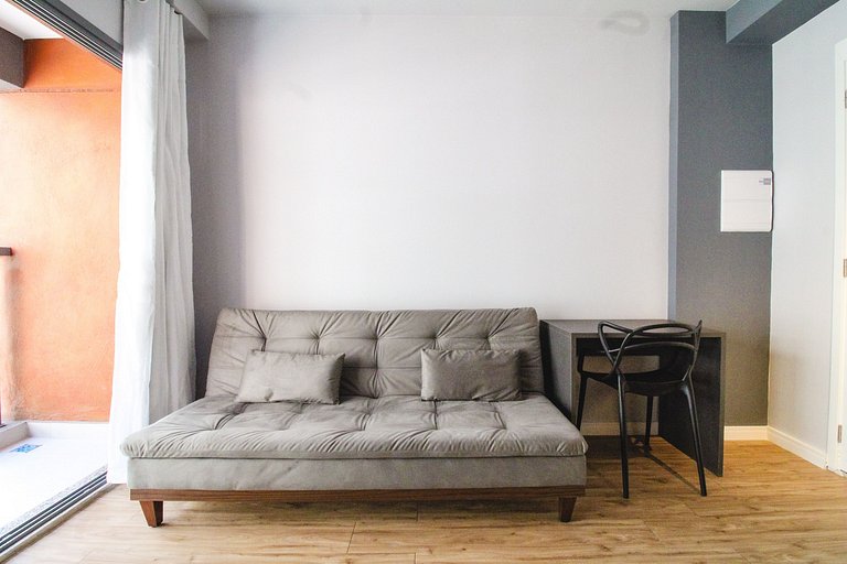 Estudio con piscina y garaje, junto a la Avenida Paulista