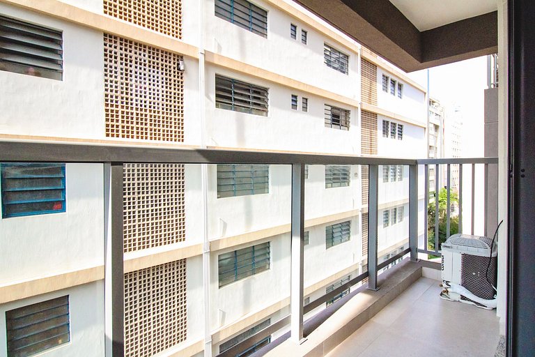 Garagem e piscina disponíveis nos Jardins Paulistas