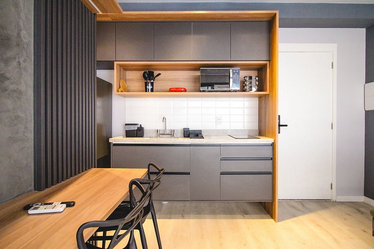 Garage and pool in Jardins Paulistas