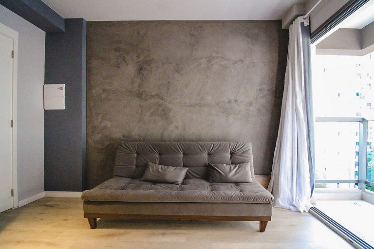 Garage and pool in Jardins Paulistas