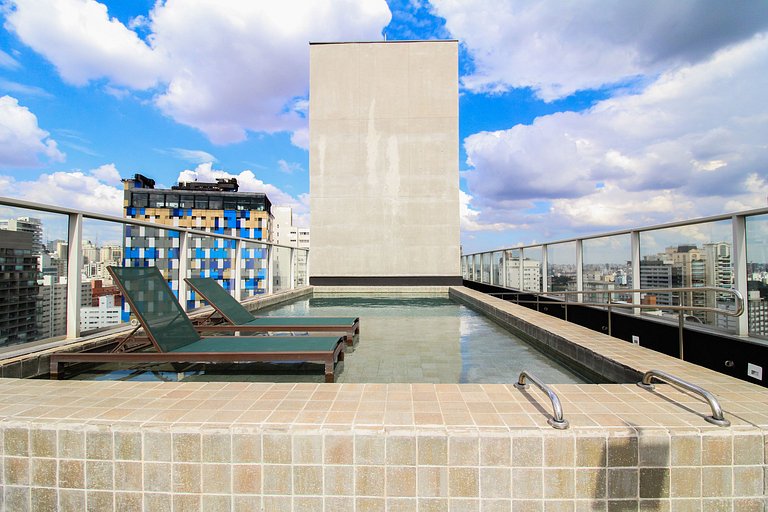 15th floor Pool and rooftop in Jardins and Rebouças