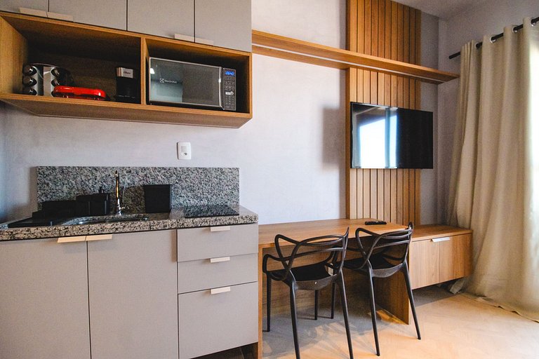 Studio moderno ao lado do metrô e do Parque Ibirapuera