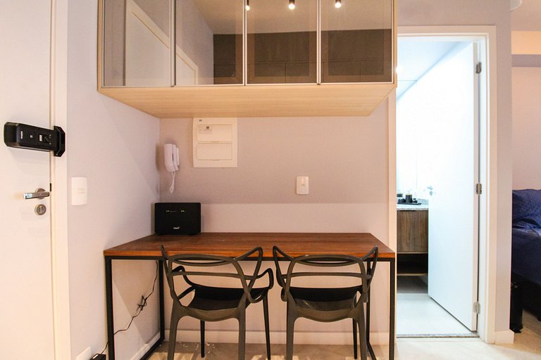 Hermoso estudio cerca del metro y del Parque Ibirapuera