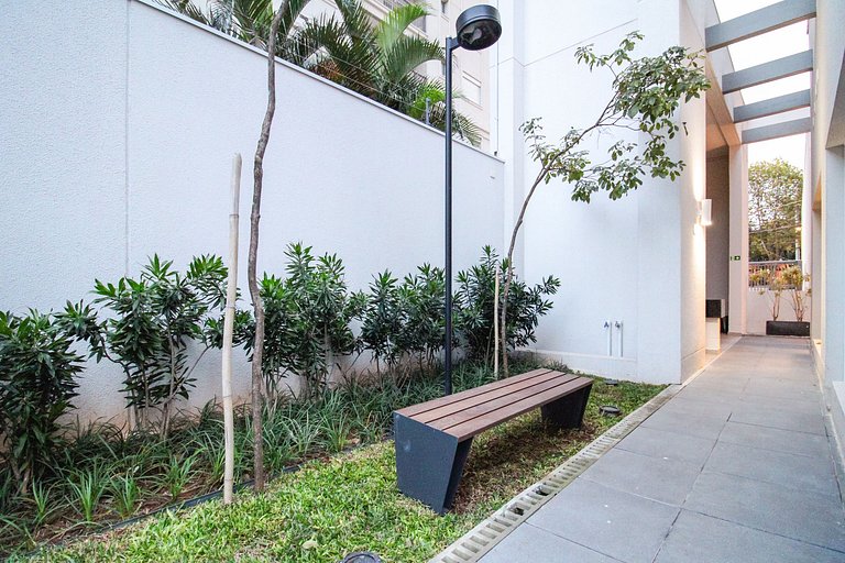 Studio moderno ao lado do metrô e do Parque Ibirapuera