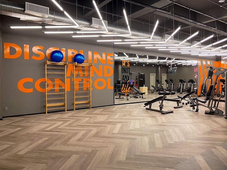 Estudio situado en un condominio exclusivo que incluye estac