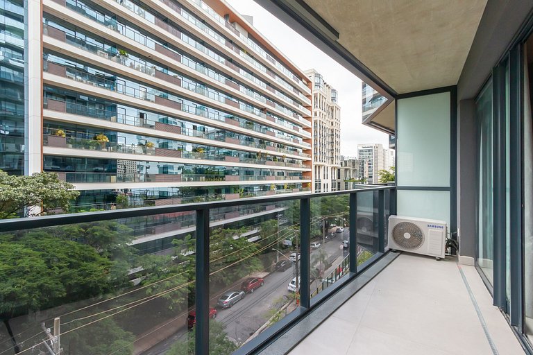 Studio em condomínio de luxo com estacionamento