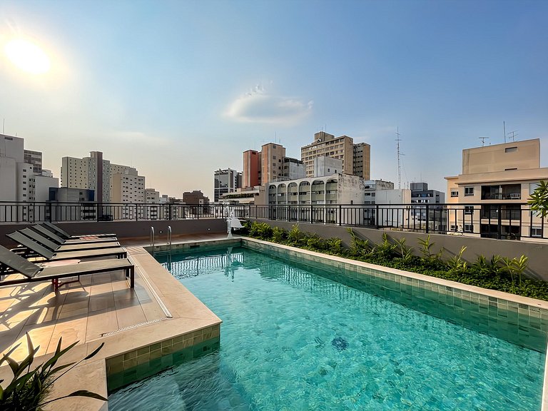 Apartamento NOVO com piscina, metro Higienópolis