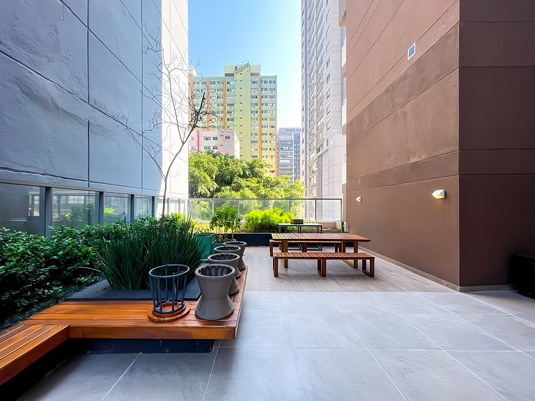 Studio Ideal p/ 2 com Varanda Charmosa