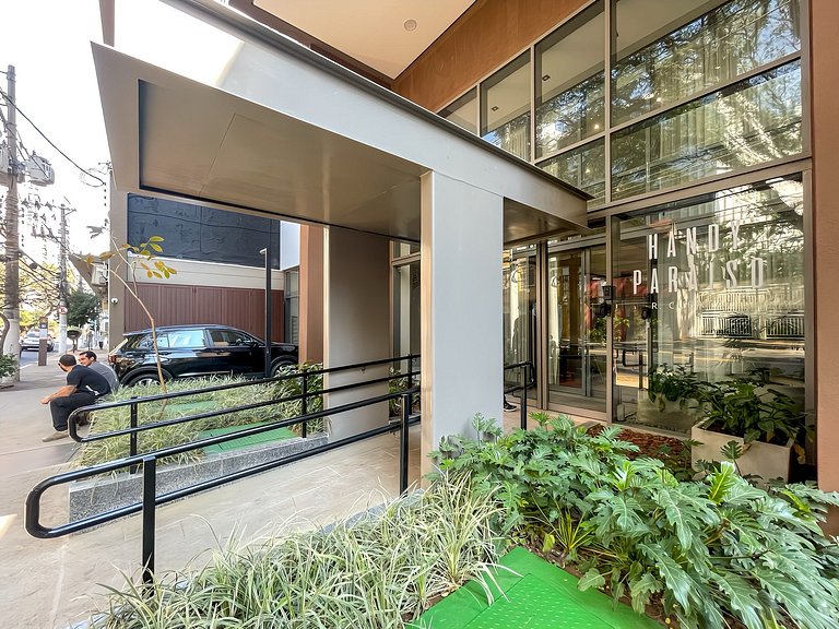 Studio Ideal p/ 2 com Varanda Charmosa
