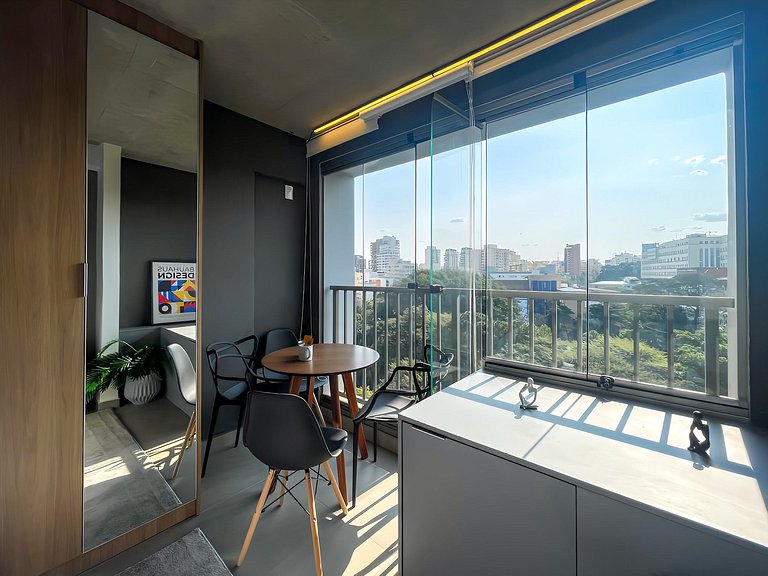 Pool and Sun Deck in Rebouças