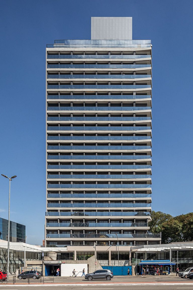 Lujo en el corazón de São Paulo, estacionamiento de pago.