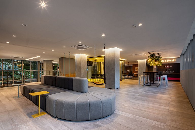 Elegante, com piscina e Valet , prox. Paulista