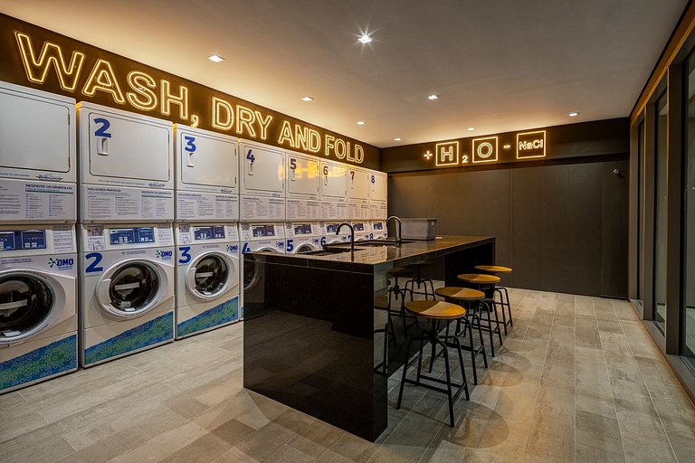 Located near Paulista Avenue, paid parking available