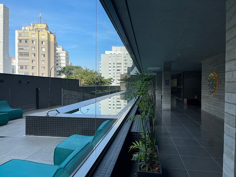 15ª Andar. Piscina e academia na Oscar Freire