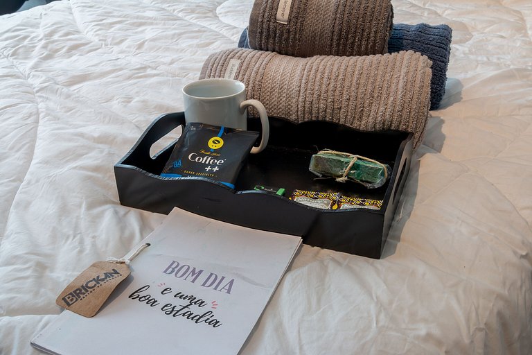 Lindo estúdio com espaço para home office