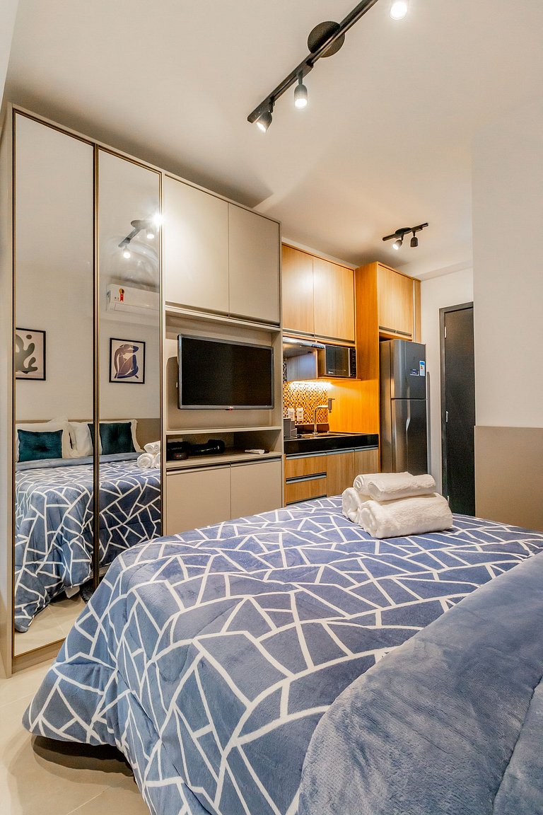 Beautiful studio with home office on Oscar Freire