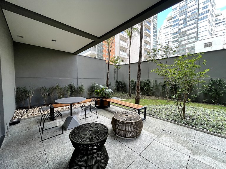 Varanda e rooftop próximos à Avenida Paulista