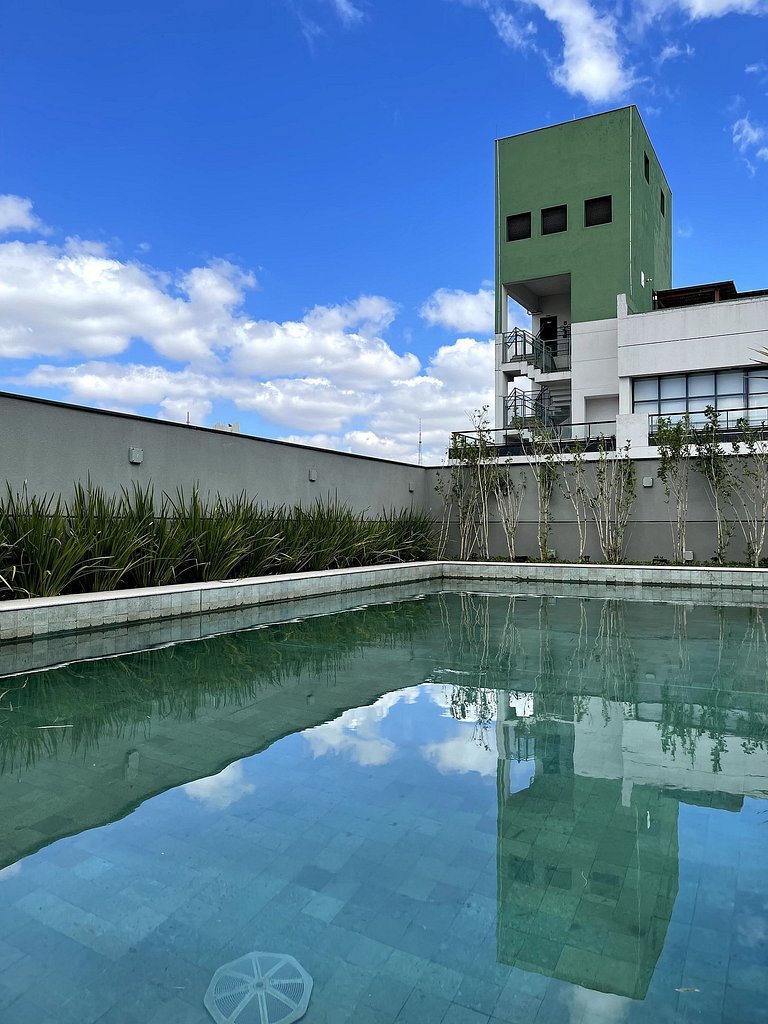 Varanda e rooftop próximos à Avenida Paulista