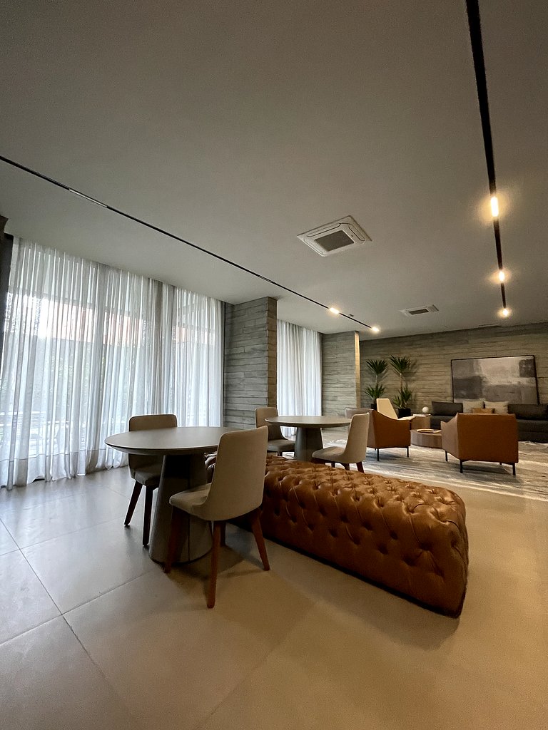 13ª andar, sauna e piscina perto da Av Paulista