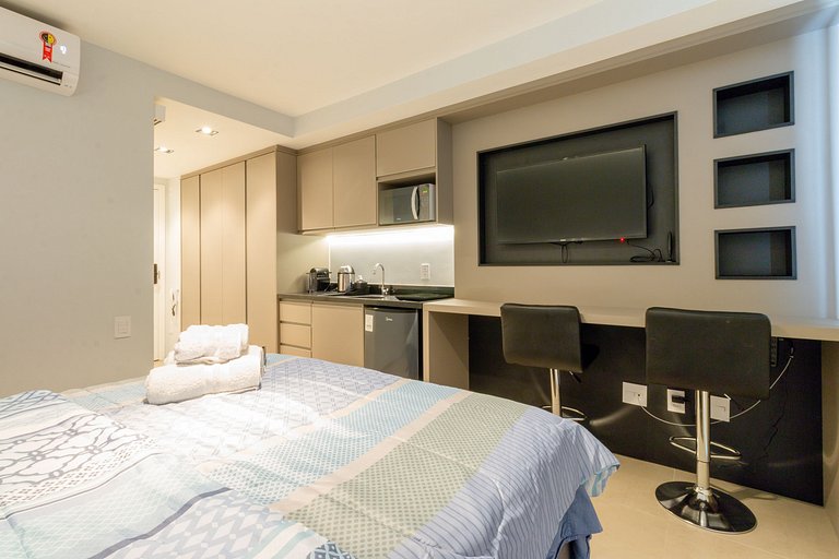 Charming studio with convenient parking nearby