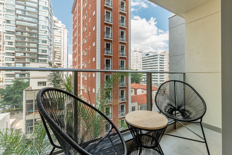 Studio charmoso com estacionamento ao lado