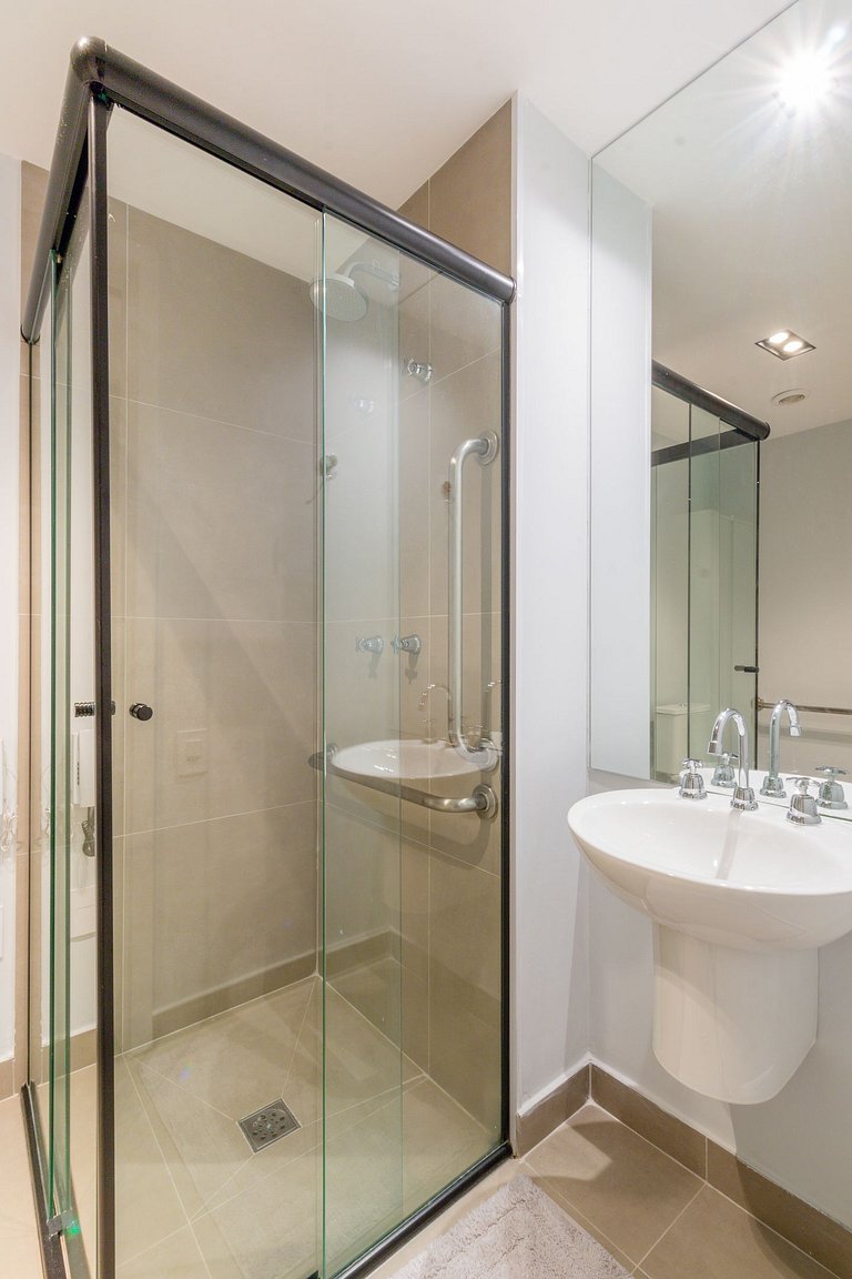 Charming studio with convenient parking nearby